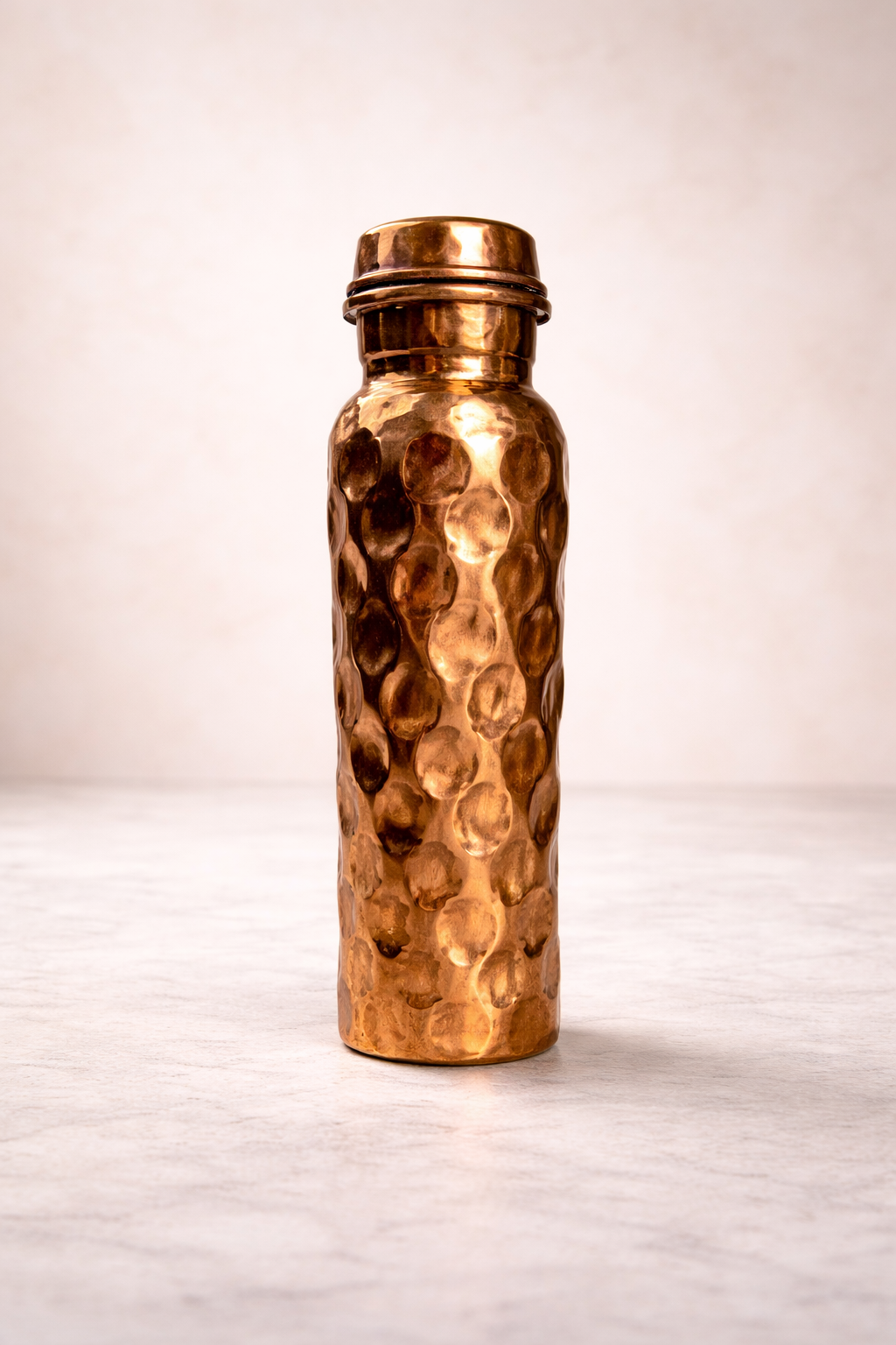 Botella de Cobre Martillado Panal
